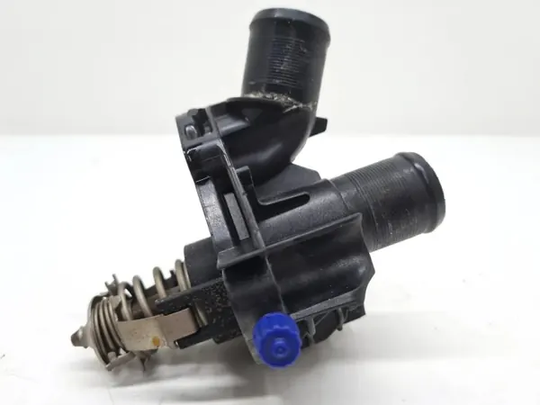 Boîtier de thermostat OEM 9811034680 pour Opel Corsa F image 4