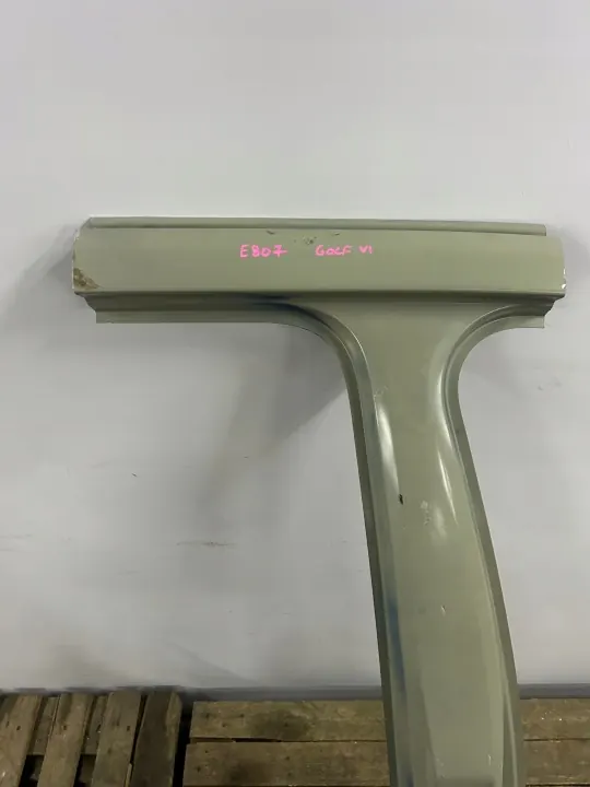 Pilier B droit OEM czescigold pour Golf VI image 4