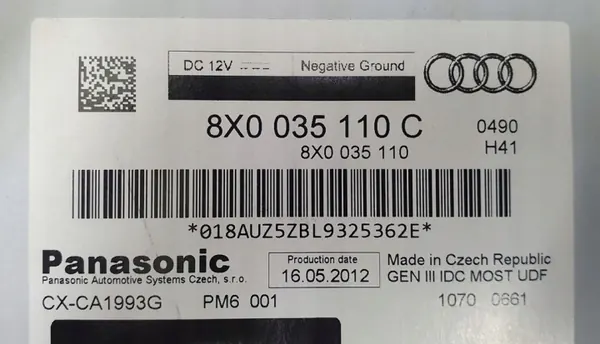 Audi OE CD-wisselaar OEM 8X0035110C - Gebruikt image 6