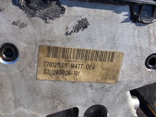 Peça Motor Diesel BMW OE M47T0E4 Usada image 8