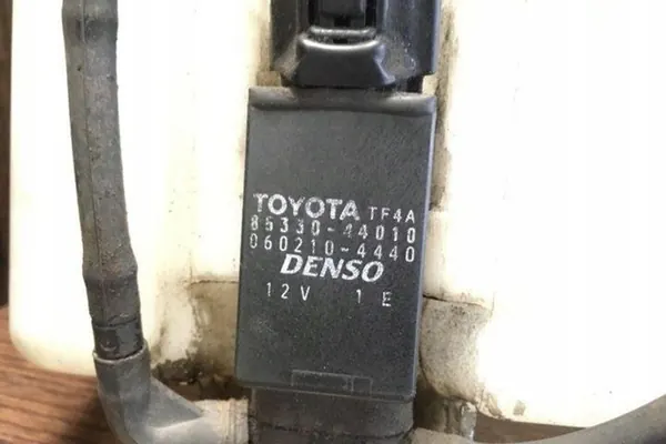 Wasbak TOYOTA COROLLA VERSO image 6