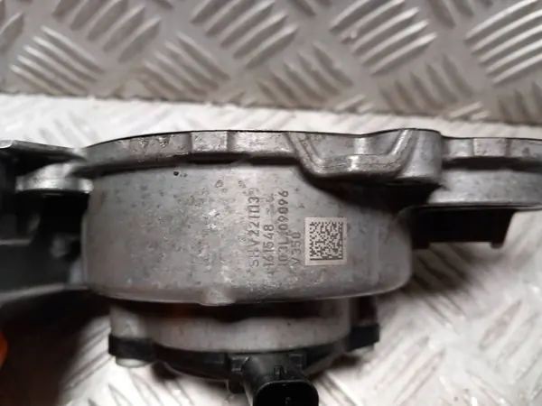 SEAT OE Nokkenasdeksel voor Leon III FR 2.0 TDI image 5