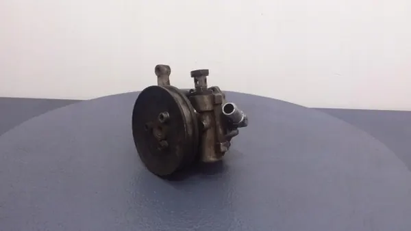 Pompe de direction VW Transporter 1.9D OEM 044145548D image 2