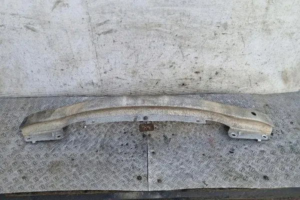 Etupuskuri RENAULT LAGUNA III 2.0L diesel OEM 752100002R image 3