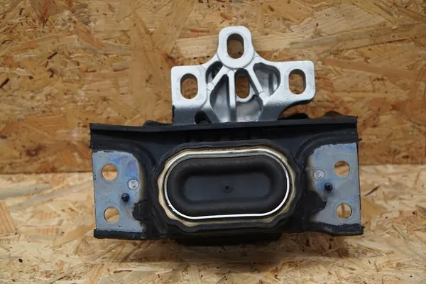 Moottorin tuki 3Q0199262C tai vaihteiston tuki 5QA199555F Audi Q3 image 9