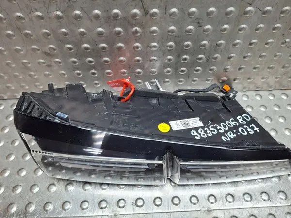 Luz trasera izquierda para Peugeot 308 III T10 Kombi image 2