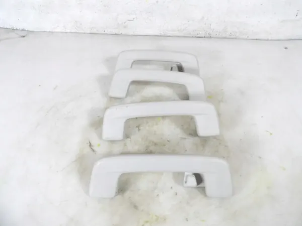 Asideros de Techo Skoda Superb IV OEM 5H0857643C image 2