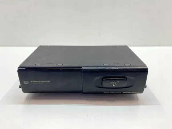 CD-vaihtaja OEM CDXM6 Mercedes-Benz SL R129 image 6