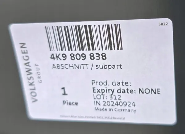 Garde-boue arrière droit Audi A6 C8 OEM 4K9809838 image 4