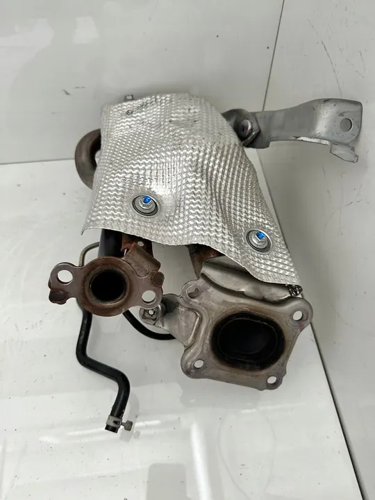 Catalisador Toyota Yaris IV Yaris Cross Mazda 2 1.5 Híbrido OEM image 4