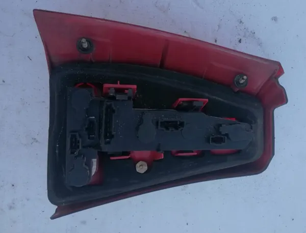 Höger baklykta VW GOLF 1J9945075 OEM image 2