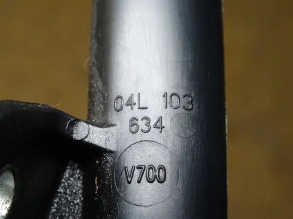 A3 8V GOLF VII LEON III 2.0 TDI Öljytikku 04L115611 image 3