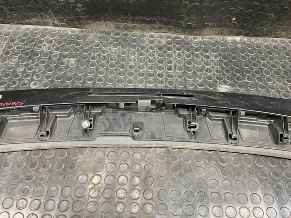 Spoiler Toyota RAV4 OEM 76085-42130 Usado image 7