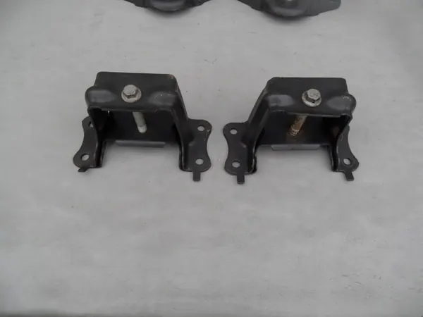 Suporte de mola Ford Transit MK6 OEM YC155894AC image 2