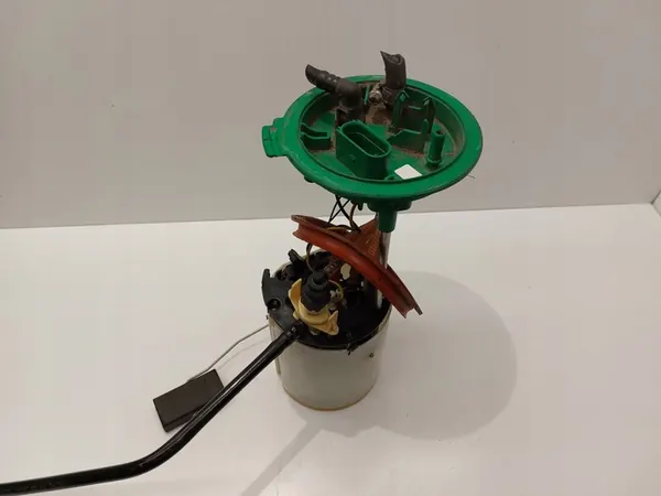 Audi OE 8E0919051AH brandstofpomp image 4