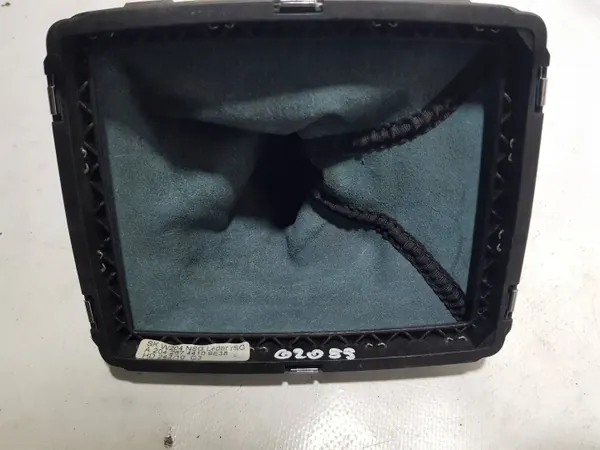 Pomo de cambio Mercedes OEM A2042674410 - Manual image 9