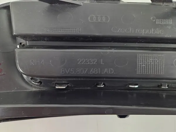 Rejilla de parachoques delantero izquierda Audi A3 8V LIFT 16-20 OEM image 8