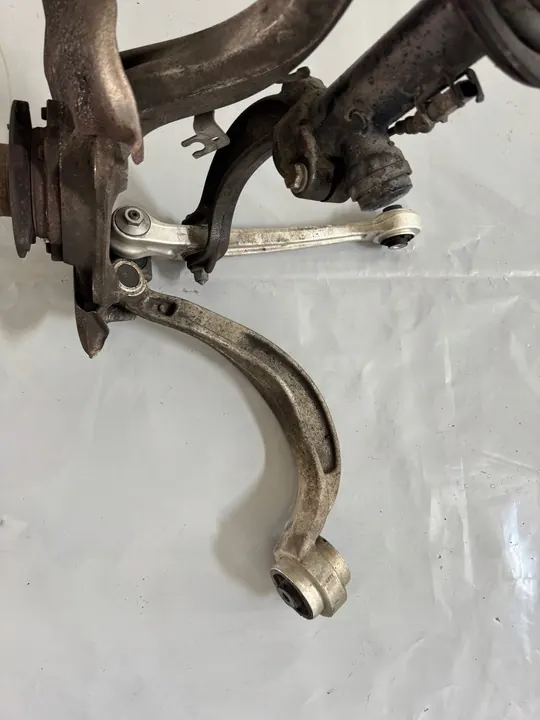 Snodo Sospensione Ammortizzatore Sinistro Audi S4 S5 image 3