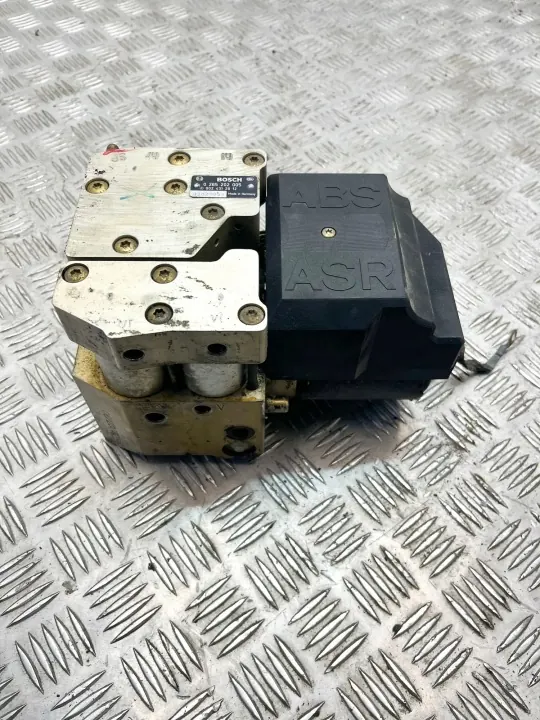 Pompe ABS OEM A0024312012 pour Mercedes-Benz SL R129 image 3