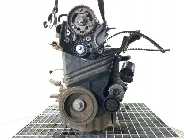 Renault 1.5 Diesel Motor OEM LORK-587-100413 image 4