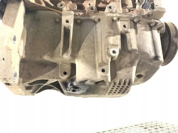 Renault 1.5 Diesel Motor OEM LORK-587-100413 image 5