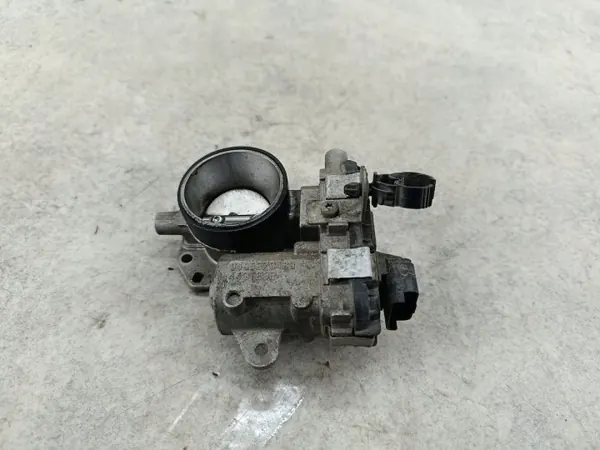 Corps de papillon OEM 9685879480 pour Citroen C3 II 1.4 image 2