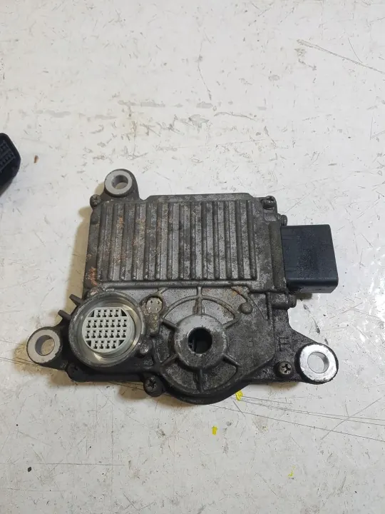 Computador de transmissão OEM 55559861 para Opel Vectra C image 3