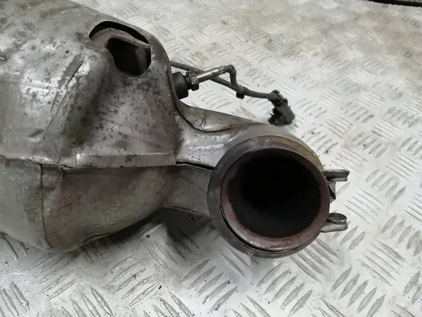 Catalytic Converter Peugeot 508 I 1.6 Blue HDI image 3