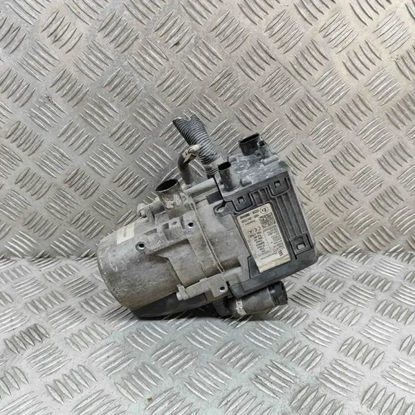 Mercedes-Benz Webasto Verwarming OEM 10R047330 Gebruikt image 6