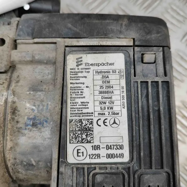 Mercedes-Benz Webasto Verwarming OEM 10R047330 Gebruikt image 9