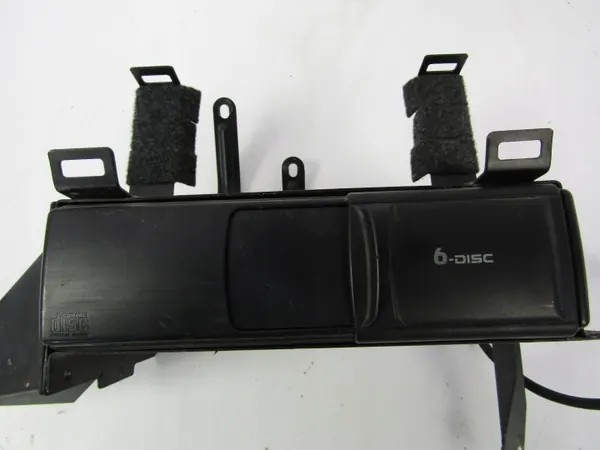 Mudador CD Audi A6 C5 OEM AK-6-76470 Usado image 2