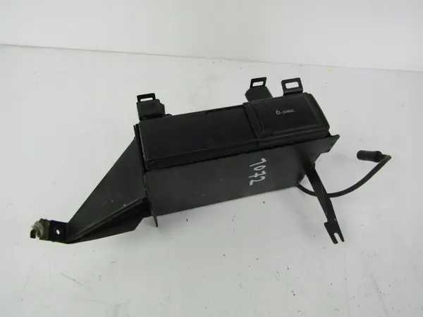 Mudador CD Audi A6 C5 OEM AK-6-76470 Usado image 8