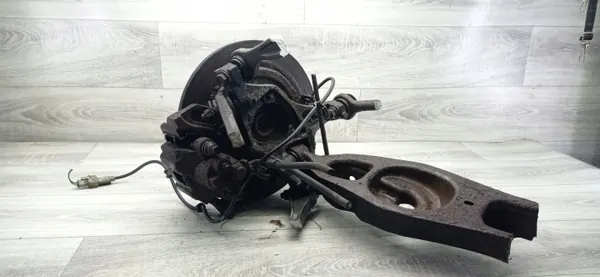 CHRYSLER PACIFICA 1 03-07 Vasen Taka-Akselinkannatin OEM image 2