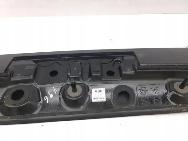 Kia Stonic 2022 takaluukun spoileri OEM 87210H8400 image 6
