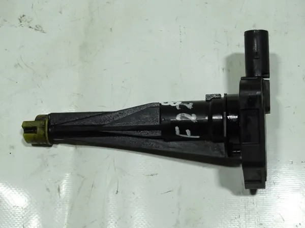 BMW Oljenivåsensor OEM 8638755 för B47 Motor image 2