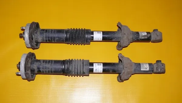 OEM 22104350 Hintere Stoßdämpfer für Rover 200 III image 2