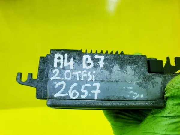 Módulo Ventilador Audi OEM 8E0959501R - Usado image 8