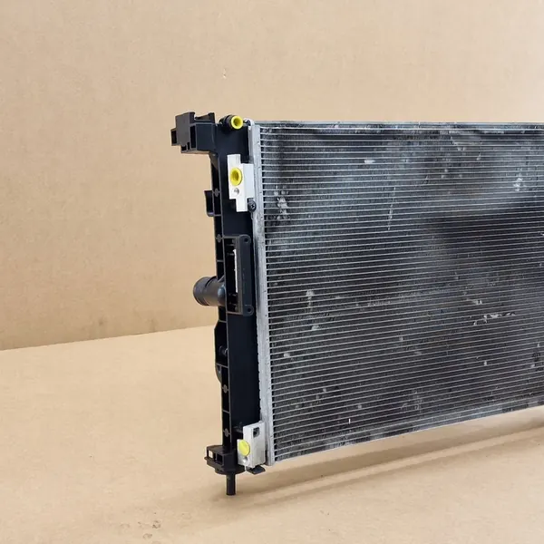 Radiador completo Renault Clio V 1.6 E-TECH 2020- image 3