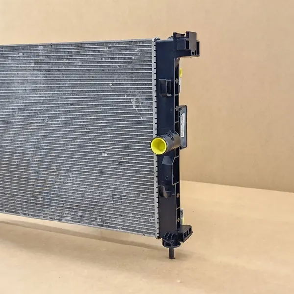 Radiador completo Renault Clio V 1.6 E-TECH 2020- image 5