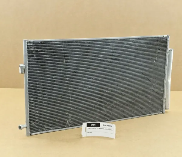 OEM 8846010310 AC Kondensor för Toyota C-HR, Corolla image 2