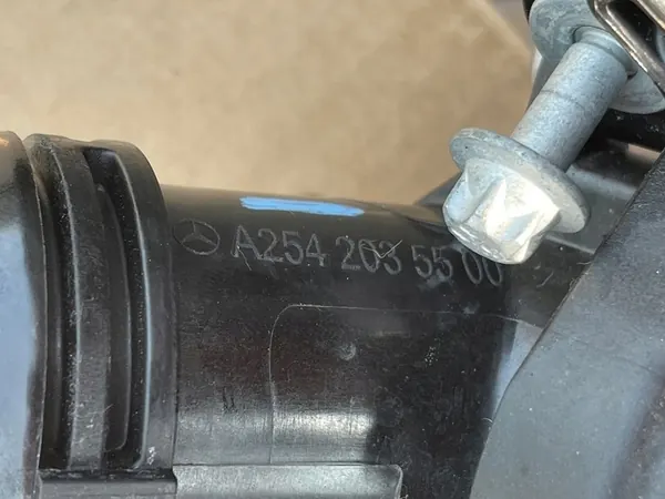 MERCEDES W206 Carcasa de termostato A2542035500 image 4