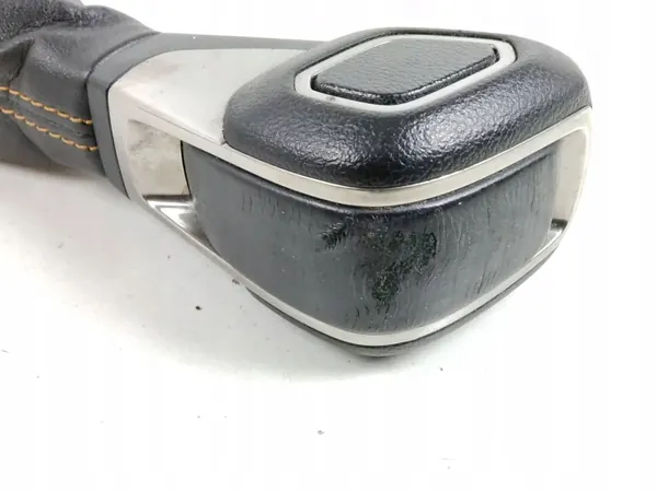 Pomo de cambios Ford Ranger OEM RZV73313 - Usado image 3
