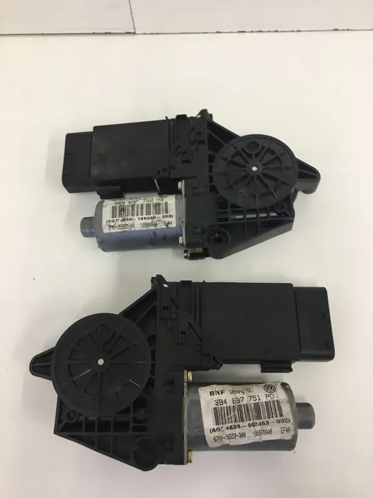 Motor de janela dianteira esquerda Passat B5 3B4837751PD image 6