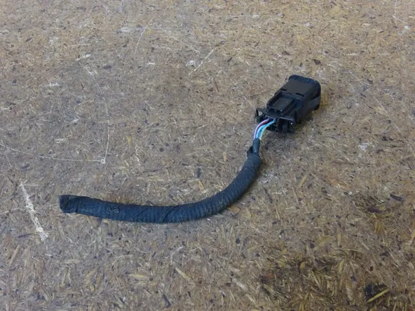 GOLF IV BORA LEON I Alarmknopf 4B0962109A image 2