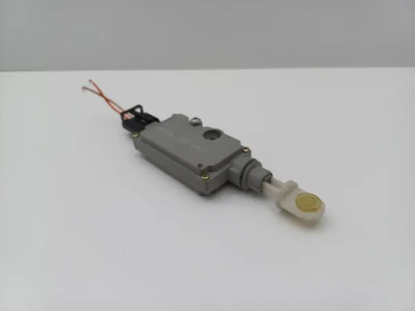 Keskitulppalukitusaktuaattori OEM DRC85113 Rover 200 image 3
