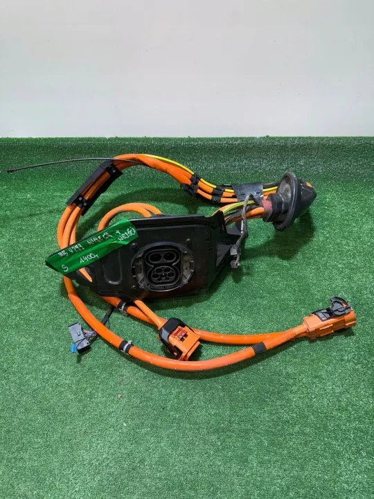 Cable de carga Mercedes-Benz EQC OEM A2935407604 image 2