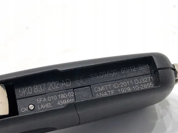 Chave SKODA SUPERB II 5K0837202AD OEM image 3