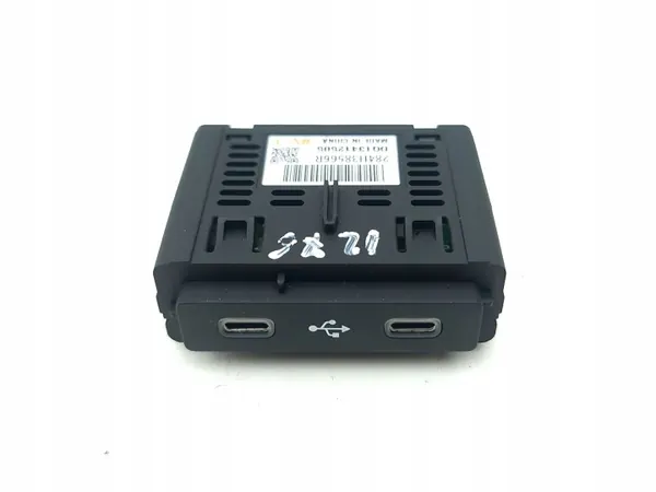 Tomada USB Renault Austral 2023 OEM 284H38566R image 4