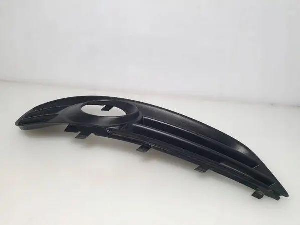 Grille Halogène Audi A3 8P OEM 8P0807682E - Ensemble image 4