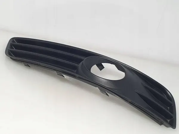 Grille Halogène Audi A3 8P OEM 8P0807682E - Ensemble image 5